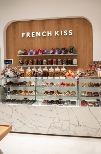 Открытие FRENCH KISS в Санкт-Петербурге