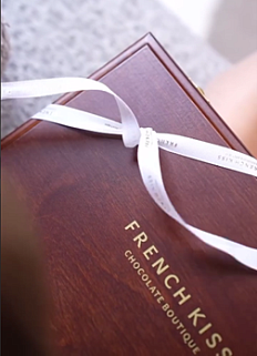 Что подарить на выпускной в школе?