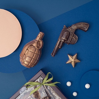 Что подарить на 23 февраля мужчинам: идеи и топ сладких подарков на день защитника отечества